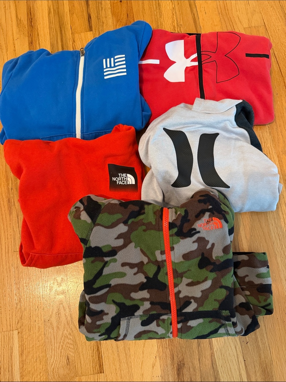 Boys Hoodies (5) The Northface, UA, Hurley